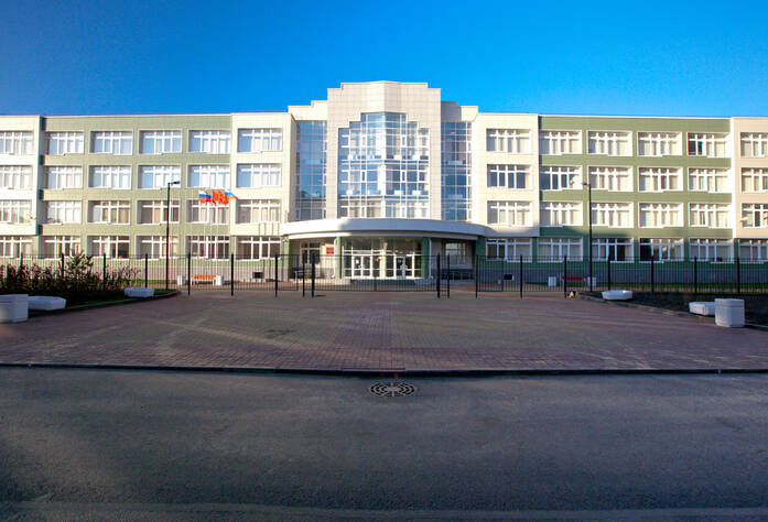 Школа в жилом районе «Славянка»