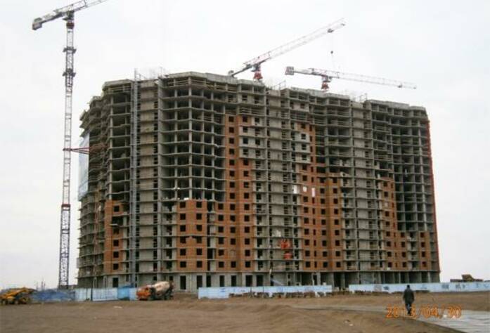 Строительство жилого комплекса «Капитан Немо» (май 2013 г.)